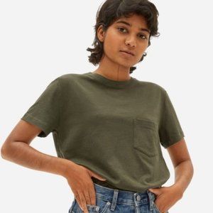 everlane box cut pocket tee